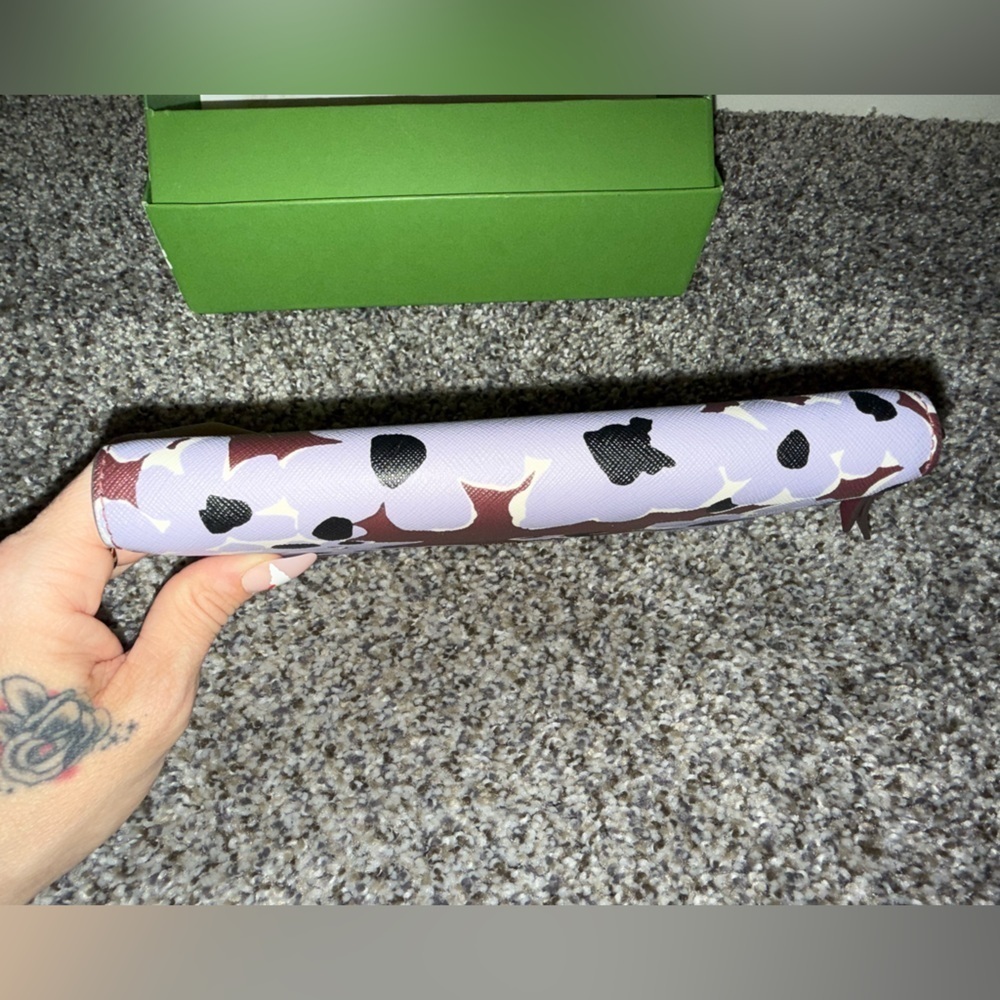 Kate Spade floral zip around wallet - Picture 5 of 15